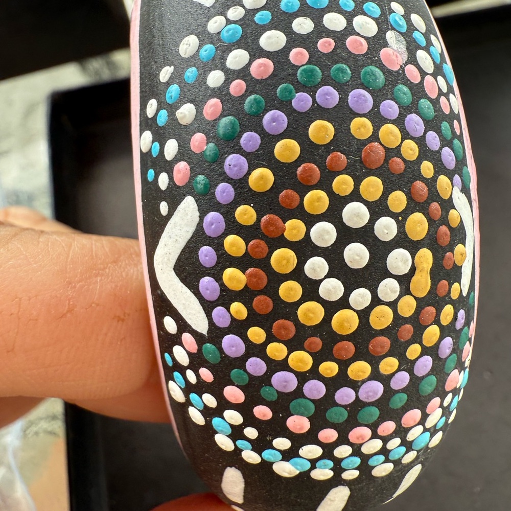 Black and multi-coloured beaded bracelet #boho #festivalvibes